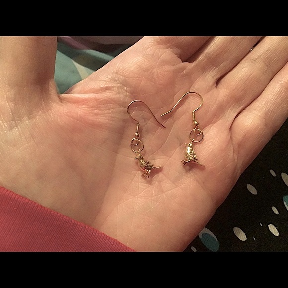 Solid brass 18k gold tiny bird earrings 925 silver - Picture 2 of 10